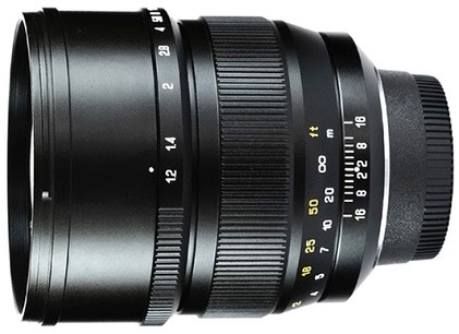 bythom mitakon85mm