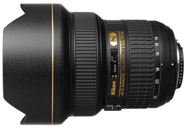 bythom nikkor 14-24mm