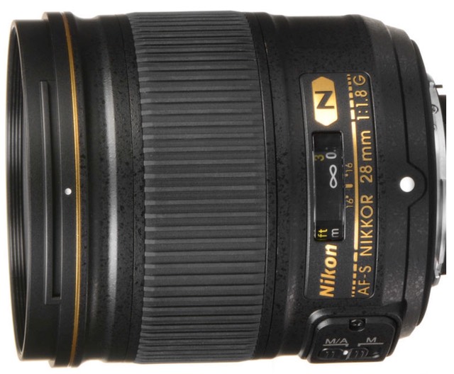 bythom nikkor 28mm f18