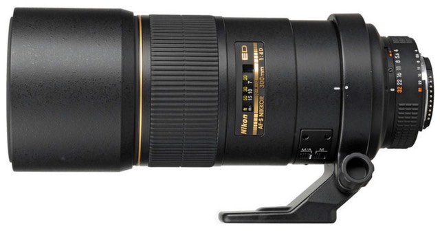 bythom nikkor 300mm f4d