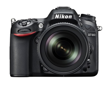 D7100 18 105 front.high.jpg